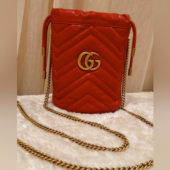 💯% Authentic Gucci Marmont GG Mini Bucket Bag✨ - Picture 5 of 17